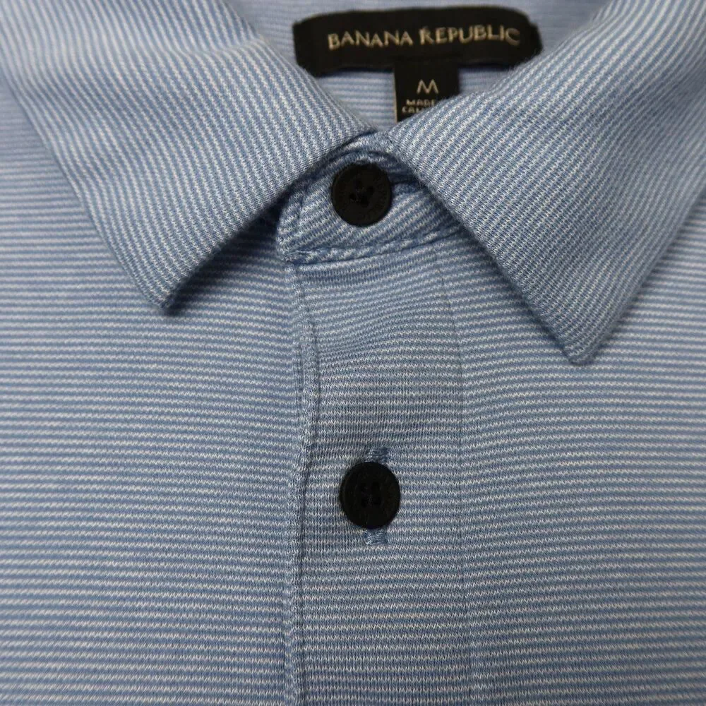 Banana Republic Performance Pique Polo Knit Shirt Men's Medium Blue Short Sleeve